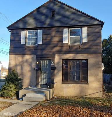 Main picture of 4758 N 19th Pl