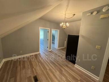 Main picture of 236 N Orange St