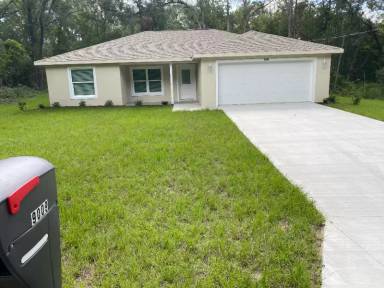 Main picture of 9009 N Sandree Dr