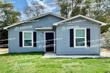 Main picture of 3314 Martin Luther King Dr