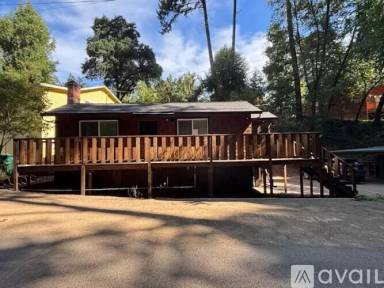 Main picture of 10048 Canyon Rd