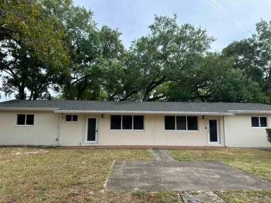 Main picture of 4131 SW 54th Ct