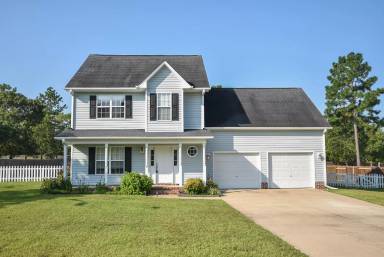 Main picture of 389 Ribbon Oak Ct