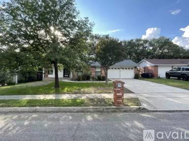 Main picture of 11003 Janet Lee Dr