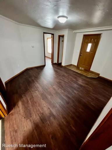 Main picture of 1019 N Division St