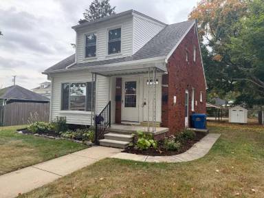 Main picture of 155 W Lafayette St