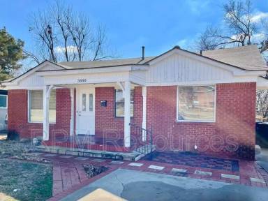 Main picture of 3800 NW 19th St