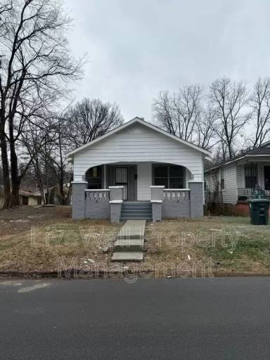 Main picture of 353 16th Ave N
