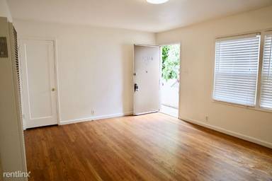 Main picture of 2332 Ivy Dr