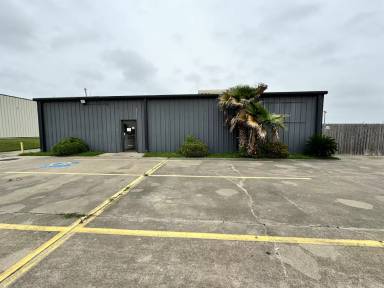 Main picture of 1504 N Avenue I