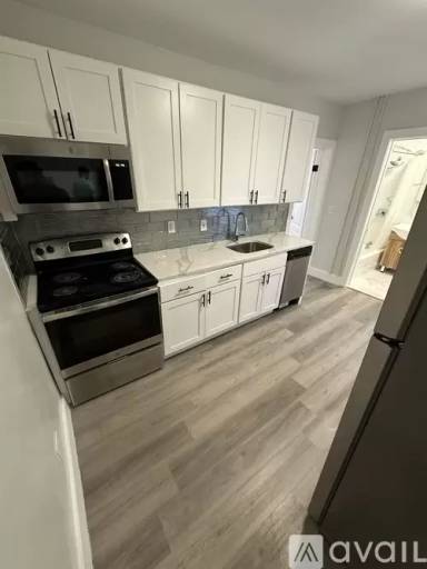 Main picture of 5604 Hudson Ave