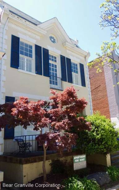 Main picture of 2703 Hanover Ave