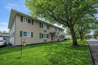 Main picture of 909 Genrich St