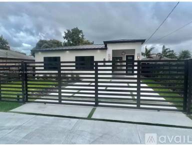 Main picture of 8880 SW 126th Ter
