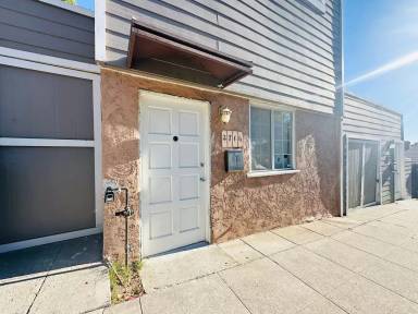 Main picture of 2716 Medlow Ave