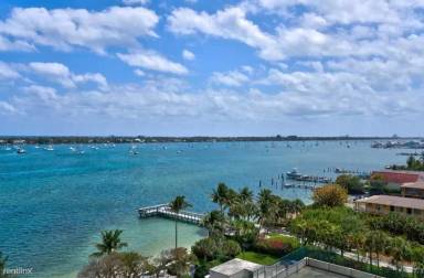 Main picture of Palm Beach House Condominium