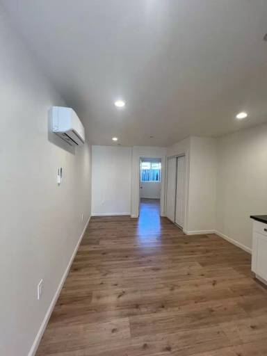 Main picture of 1047 3rd St