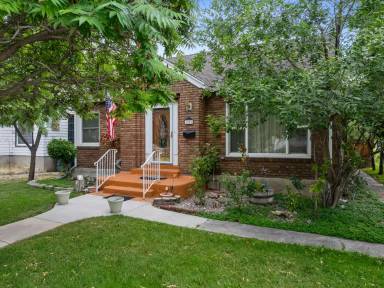 Main picture of 1223 N Arthur Ave