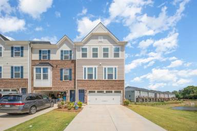 Main picture of 427 Dalton Cir