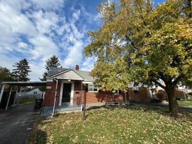 Main picture of 337 E Dorothy Ln