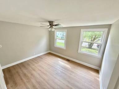 Main picture of 9212 Pinedale St