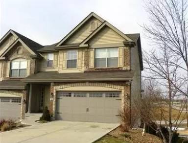 Main picture of 152 Distinction Dr