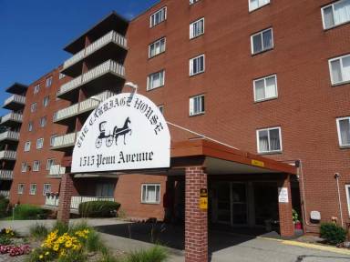 Main picture of Carriage House Apartments