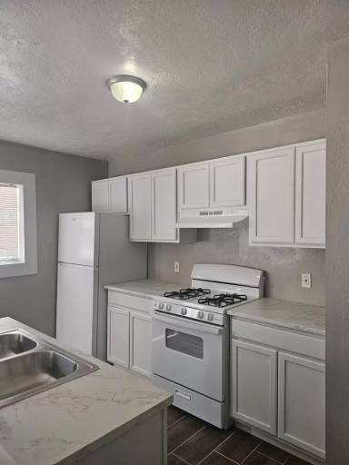 Main picture of 505-507 Florida St SE Duplex