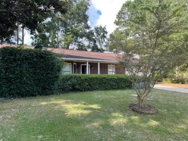 Main picture of 8331 Beleza St