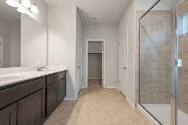 Main picture of 4302 Lindberg Ln