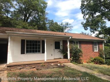 Main picture of 404 Lee St