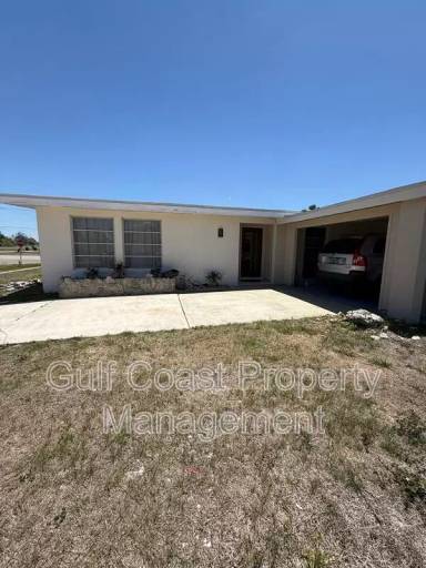 Main picture of 13880 Tamiami Trl