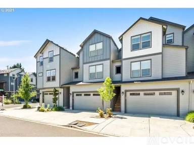 Main picture of 123 Loganberry Ct
