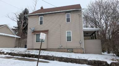 Main picture of 2250 6th St SW
