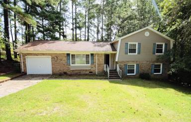 Main picture of 211 Livermore Dr