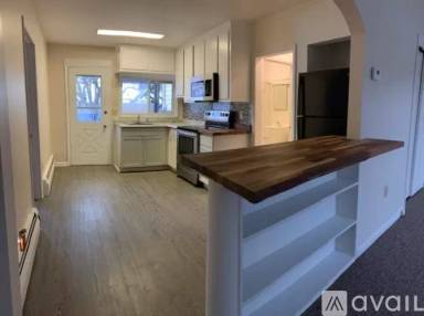 Main picture of 157 Hudson Ave