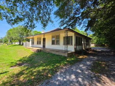Main picture of 5404 N Blue Angel Pkwy