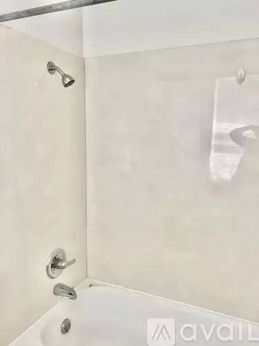 Main picture of 14 Chalmers Ln