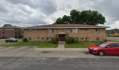 Main picture of 107 Prairie St N