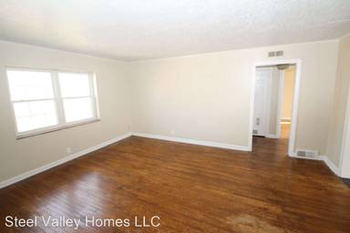 Main picture of 4020 Hillman Way