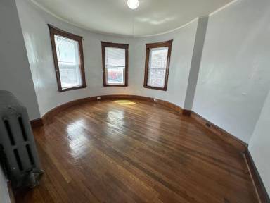 Main picture of 25 Thornley St