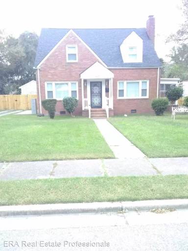 Main picture of 2415 Myrtle Ave