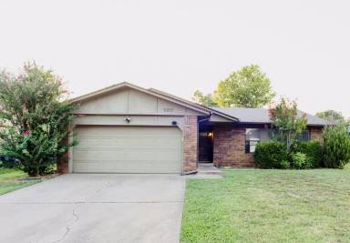 Main picture of 9215 S 92nd East Ave