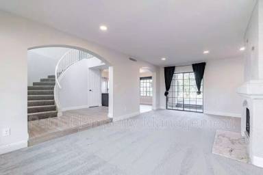 Main picture of 10934 E Hope Dr
