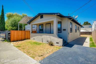 Main picture of 1121 60th Ave