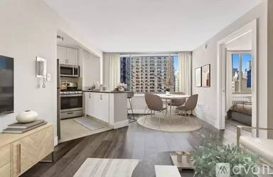 Main picture of 10 E 30th St