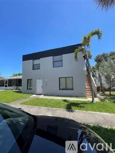 Main picture of 2240 Simms St