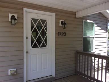 Main picture of 1720 Doves Rd
