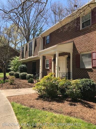 Main picture of 1184 Jamestown Rd Apartments