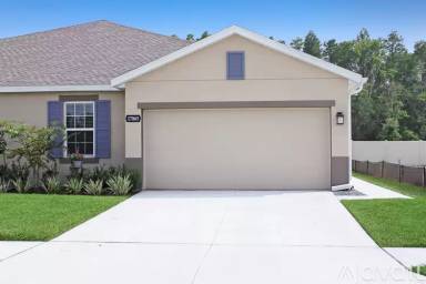 Main picture of 17865 Turning Leaf Cir